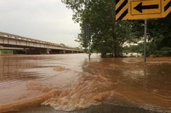 У США через повені і торнадо загинули дев'ятеро людей