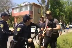 У Херсоні побилися ліві мітингувальники і націоналісти