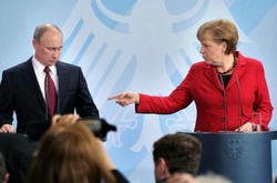   Ангела Меркель і Володимир Путін  