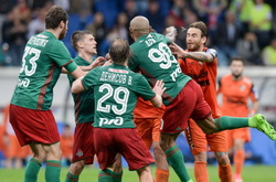 Фінал Кубка Росії з футболу закінчився масовою бійкою 