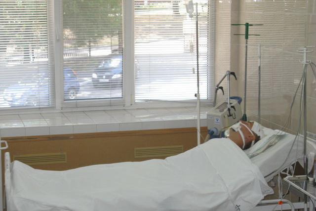 У лікарню Дніпра доставили шістьох тяжко поранених бійців