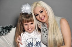 Счастливая Бужинская показала фото двойняшек в вышиванках