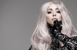 Леди Гага назвала Рианну самой хорошо одетой звездой Met Gala 2017