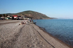   Пасажиропотік через контрольний пункт «Чонгар» у напрямку анексованого півострову у 2017 році знизився на 60 %, порівняно з минулим роком.  