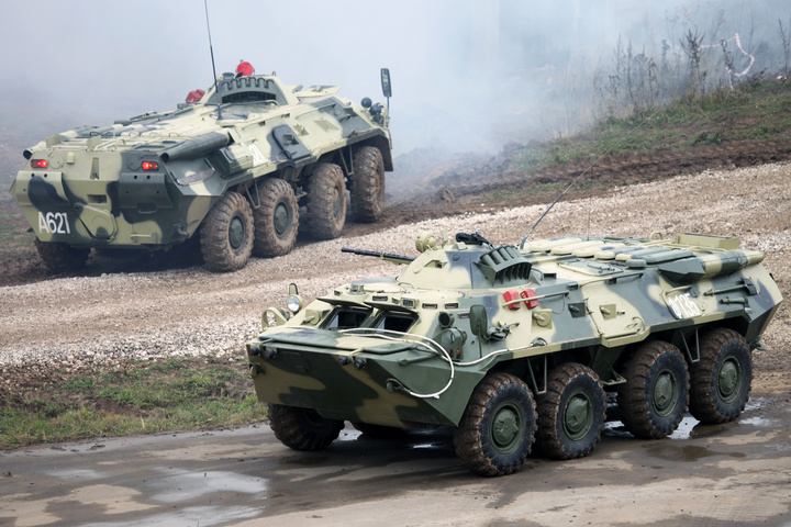 Росія перекинула на Донбас 10 нових бронетранспортерів – Тимчук