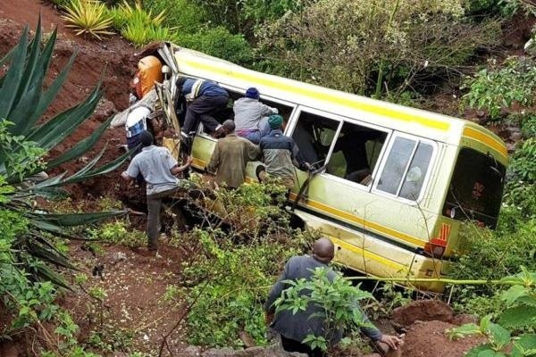 Національна трагедія у Танзанії: в аварії загинули понад 30 школярів 