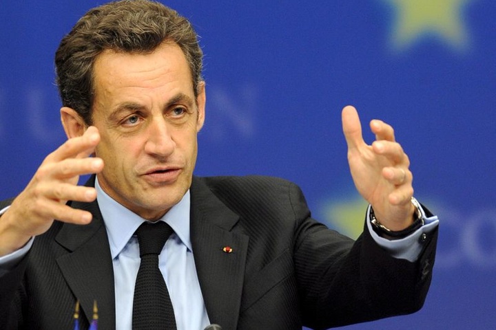 Саркозі проголосував на виборах у Франції