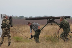  Бойовики в зоні АТО 
  