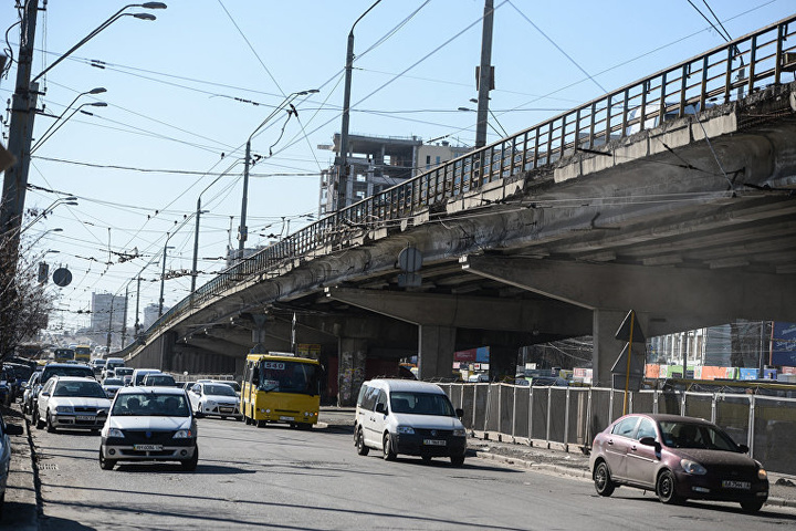 У Києві на три місяці закриють шляхопровід на Нивках
