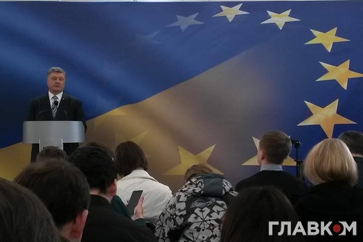 У вересні Порошенко обіцяє представити своє бачення розвитку країни на наступні роки