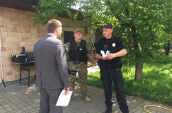 Поліція проводить обшук в одного з керівників «Демальянсу»: вилучили техніку