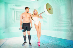 Женщина-кошка и беби-долл: Полякова представила новый клип