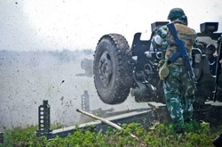 Ситуація на Донбасі: 30 обстрілів за день, двоє поранених