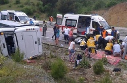 У ДТП в Туреччині постраждали 16 українців, гід та водій