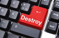 Поки в Україні істерика через блокування Вконтакте, Кремль уже три роки блокує провідні українські сайти