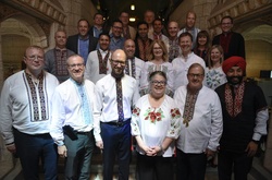 Яценюк зустрівся з парламентарями Канади