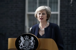 Прем'єр Британії хоче ввести урядовий контроль за інтернетом