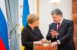 Ангела Меркель і Петро Порошенко