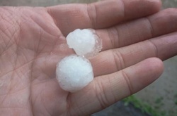 Одесу накрило потужним градом: опубліковано відео