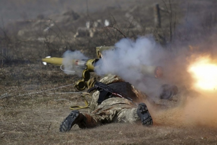 Бойовики із забороненої зброї обстріляли позиції сил АТО поблизу Авдіївки