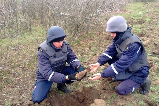 На Донбасі сапери за тиждень знешкодили понад 400 вибухонебезпечних предметів