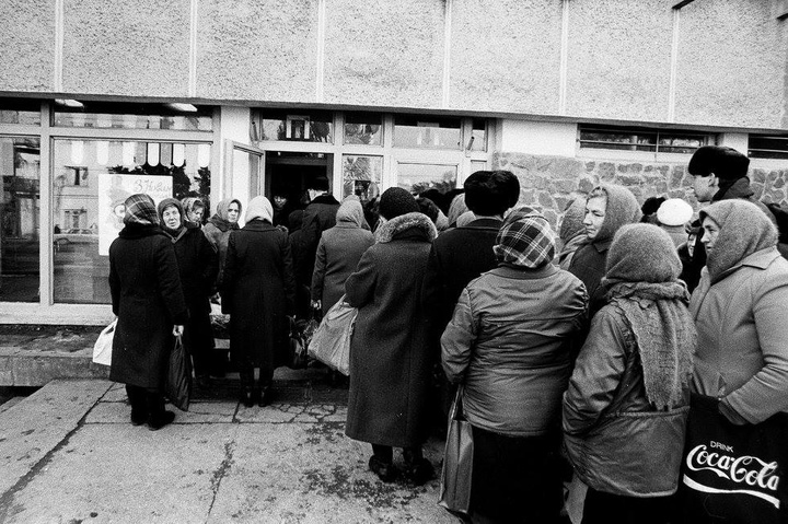 Черги за хлібом та мітинги. Як виглядала Івано-Франківщина на початку 1990-х років