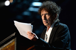 Легендарному Бобу Дилану - 76 лет