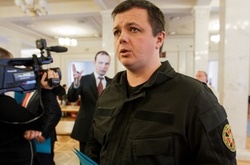 Як Лещенко і Береза. Семенченко зізнався, що живе за рахунок дружини