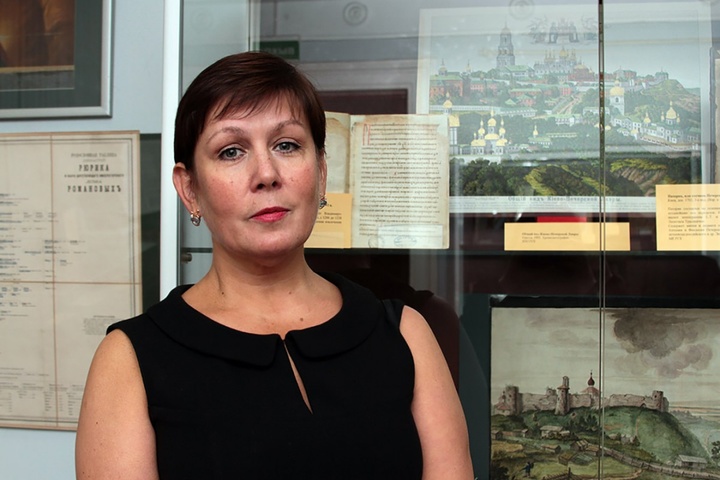 Екс-директору української бібліотеки в Москві зламали хребет