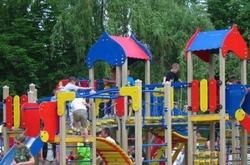 Смертельна ДТП: в Криму: вантажівка наїхала на дитячий майданчик