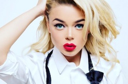 Гросу провоцировала публику еще с 13 лет: в сети показали скандальное видео