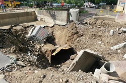  Прорив труби у Києві 