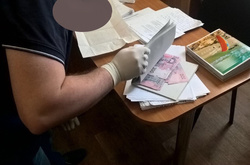 Правоохоронці спіймали на хабарі декана Уманського національного університету