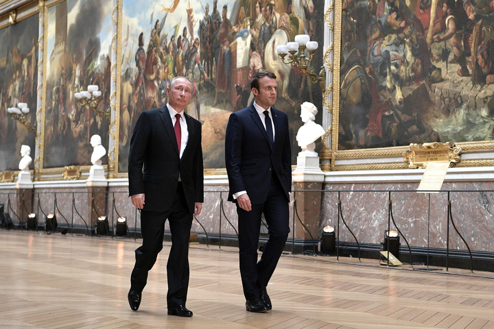 Путін та Макрон - Путін привласнив київську княгиню з чіткою метою