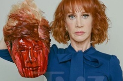 Американскую актрису раскритиковали за снимок с отсеченной головой Трампа