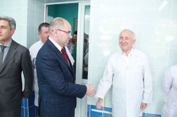 Голова Одеської ОДА Степанов відкрив центр гемодіалізу в Білгород-Дністровському