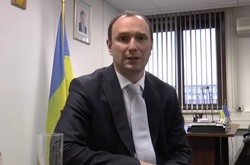  Виконуючий обов'язки голови місії України при НАТО Єгор Божок 