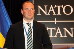 В.о. голови місії України при НАТО Єгор Божок