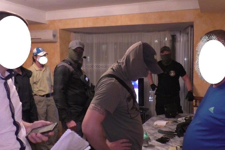 На Київщині затримано банду, яка за $17 млн планувала вивезти бізнесмена до РФ