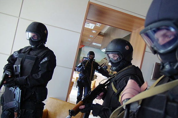 СБУ на Херсонщині обшукала поліцейський відділок через витік секретних даних