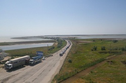 Окупанти влаштували на «Чонгарі» чергу