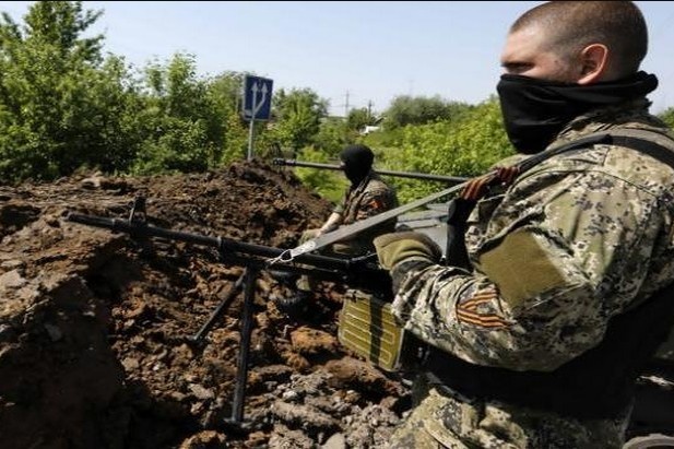 Бойовики активізувалися в зоні АТО: півсотні обстрілів, двоє українських бійців загинули
