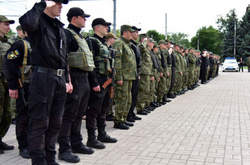 На Донеччині поліція перейшла на посилений режим служби