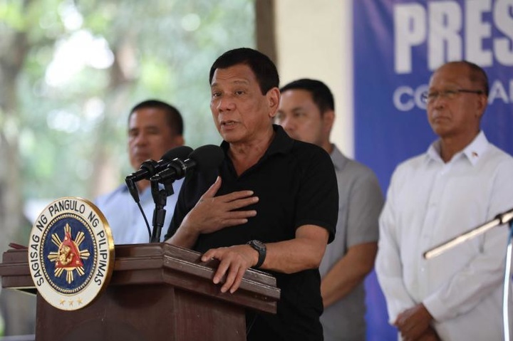 Президент Філіппін відкидає зв’язок ІДІЛ з нападом на казино в Манілі