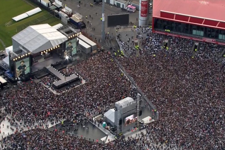 Благодійний концерт Адріани Гранде у Манчестері зібрав понад 50 тисяч глядачів