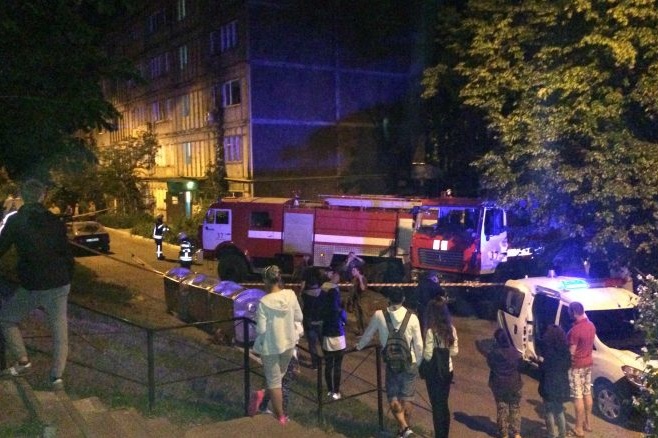 У Вишгороді на Київщині прогримів потужний вибух в квартирі, є поранені