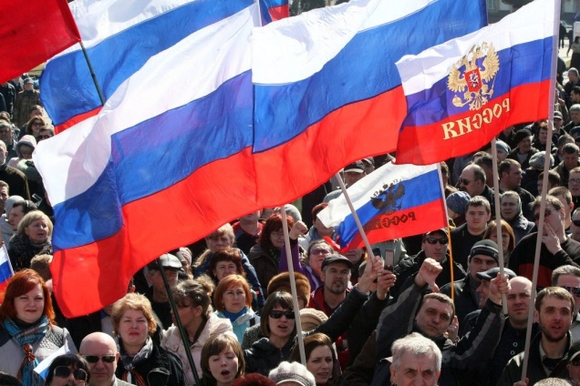 Кількість росіян, які вважають Україну ворогом, сягнула історичного максимуму – опитування