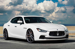 Податківець пішов у декретну відпустку та купив Maserati