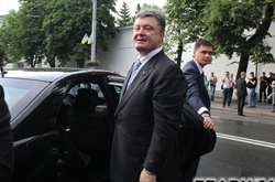 Як у 2014 році Петро Порошенко сходив на престол
