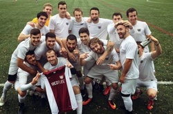 Сайт для взрослых стал спонсором американского футбольного клуба